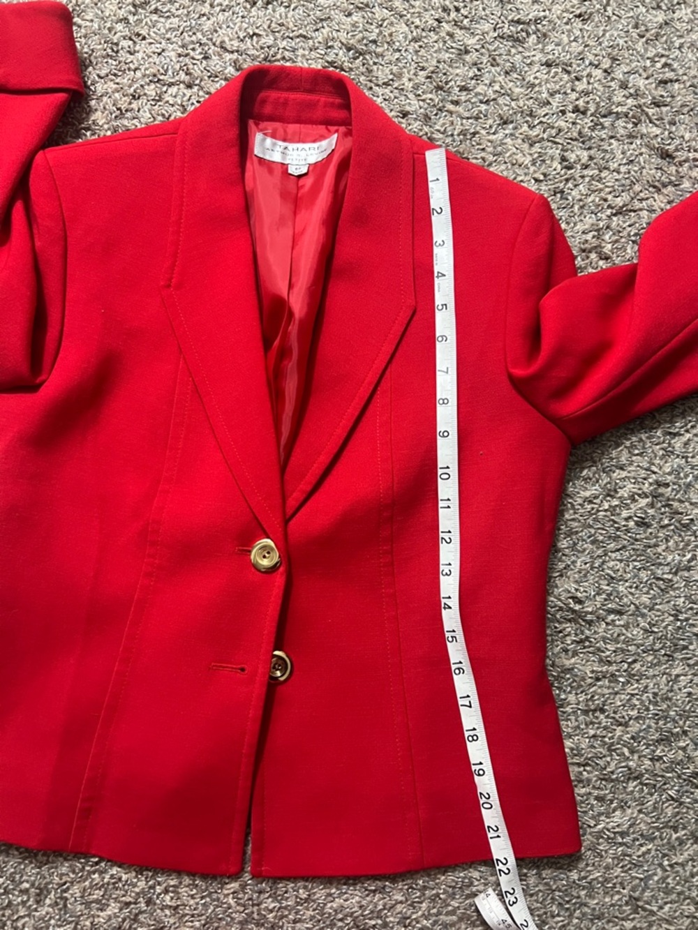 Tahari Vibrant Red Chic Workwear Women’s Blazer with Gold Buttons - Picture 10 of 11